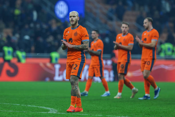 经过核磁共 经过核磁共