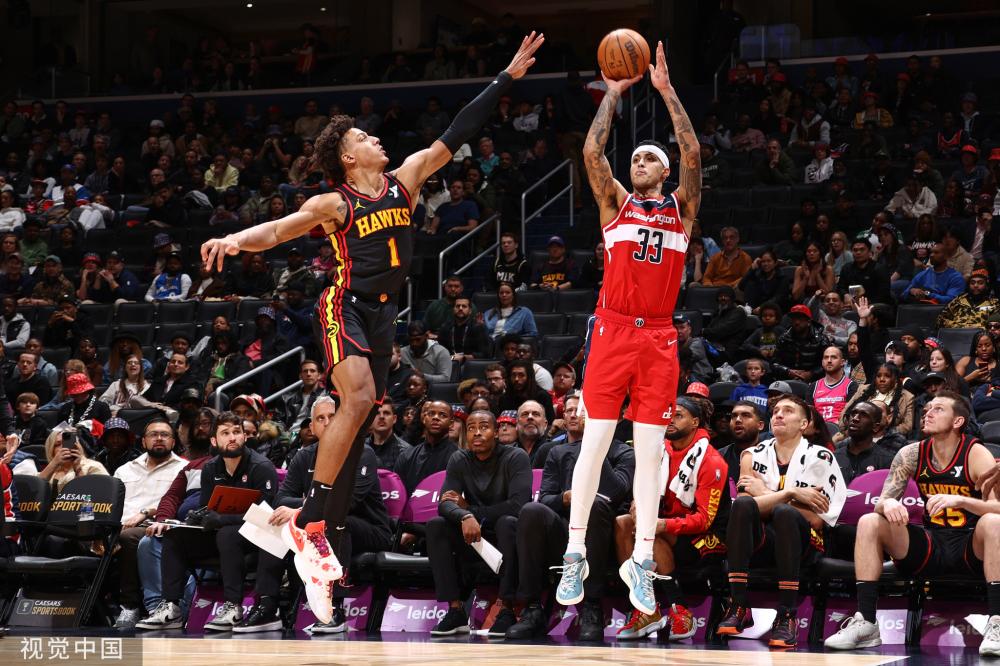 在对抗中 在对抗中