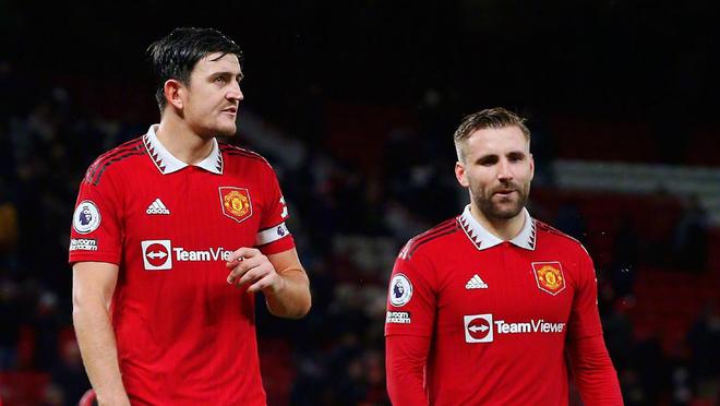 场上背负额 场上背负额